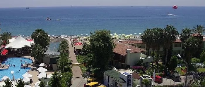 Aparthotel Delfino 4*