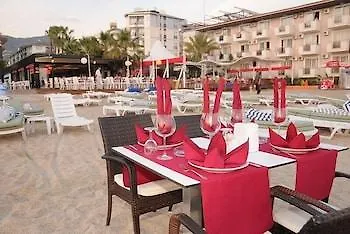 Apartmanhotel Delfino 4*