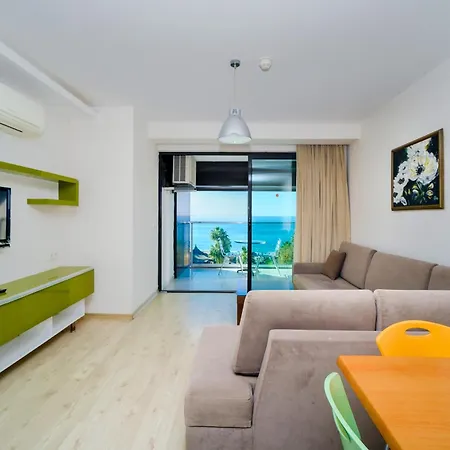 Apartmanhotel Delfino 4*