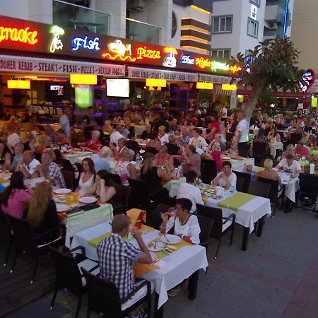 Apartmanhotel Delfino 4*