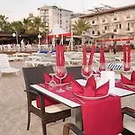 Aparthotel Delfino 4*